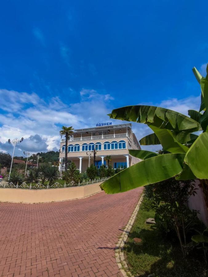 Отель Адунеи Сухум Sukhumi Exterior photo