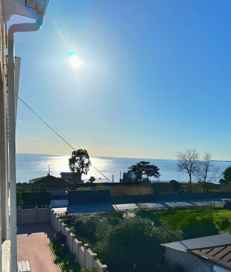Отель Адунеи Сухум Sukhumi Exterior photo